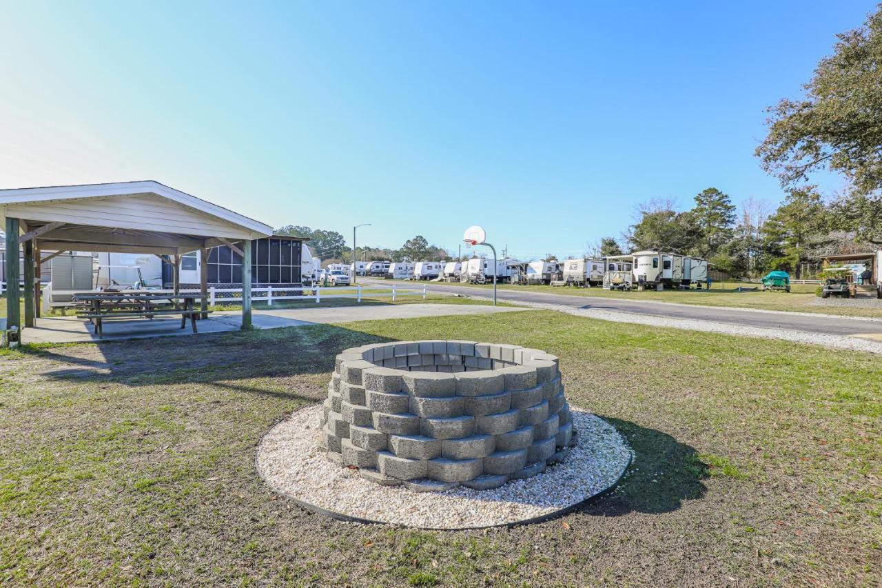 Model Home Near Camp Lejeune With Water View Sneads Ferry エクステリア 写真