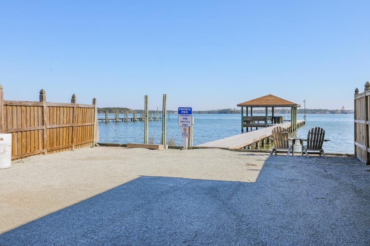 Model Home Near Camp Lejeune With Water View Sneads Ferry エクステリア 写真
