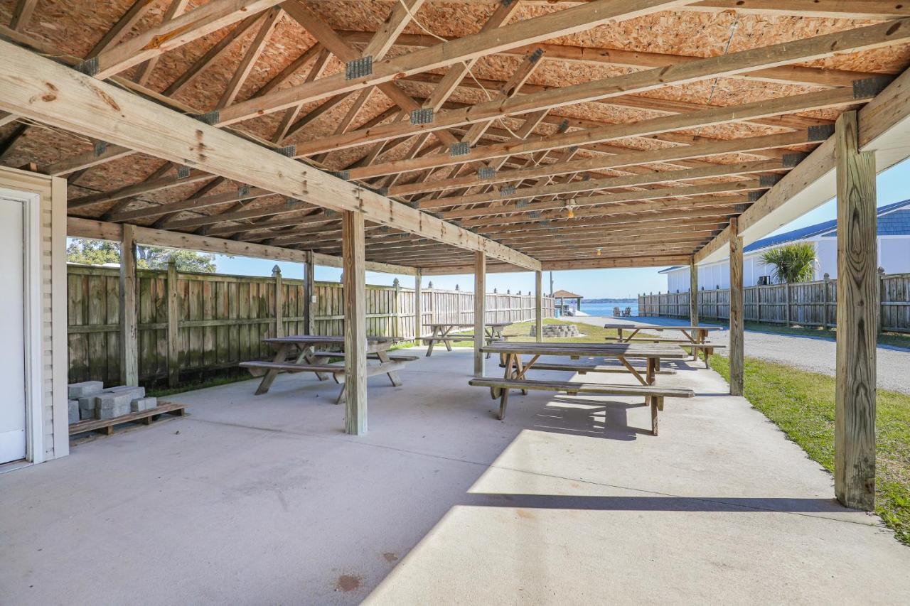 Model Home Near Camp Lejeune With Water View Sneads Ferry エクステリア 写真